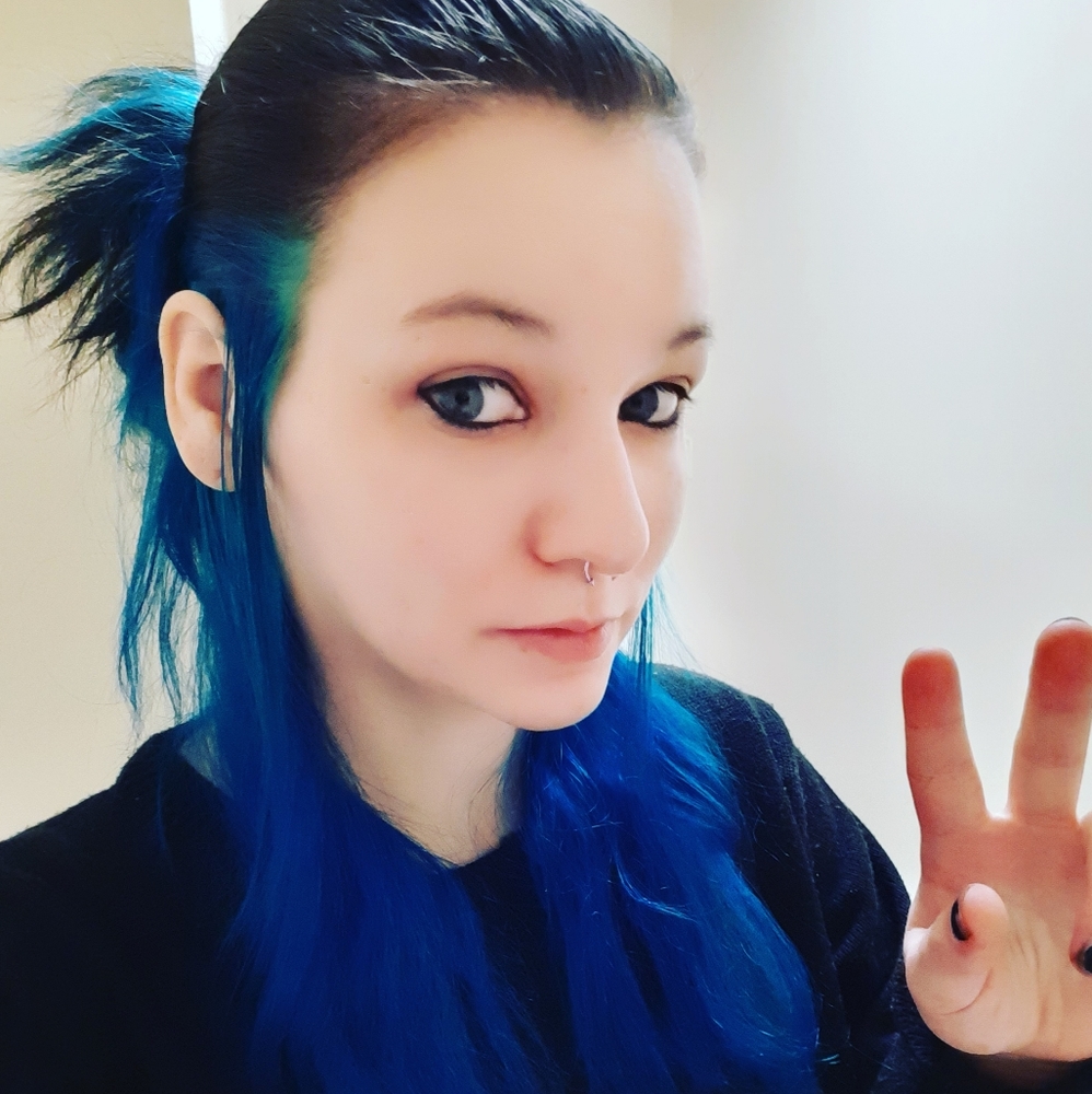 Meet your Posher, Kayla